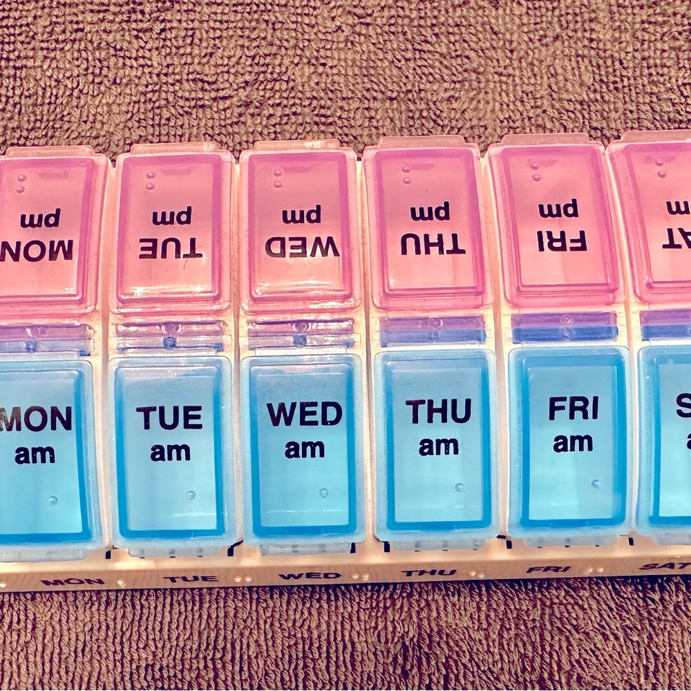 Weekly AM & PM Medication Organizer